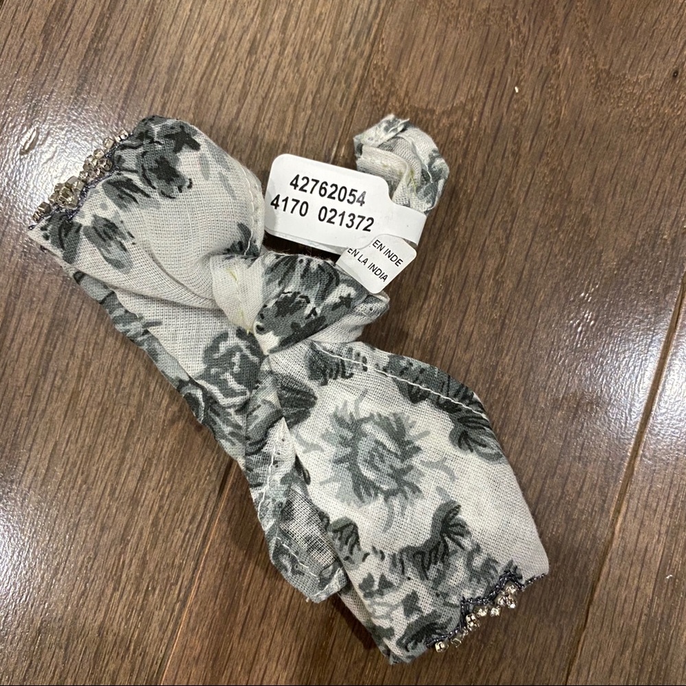 Anthropologie Brayden Bandana Bracelet - Picture 6 of 8